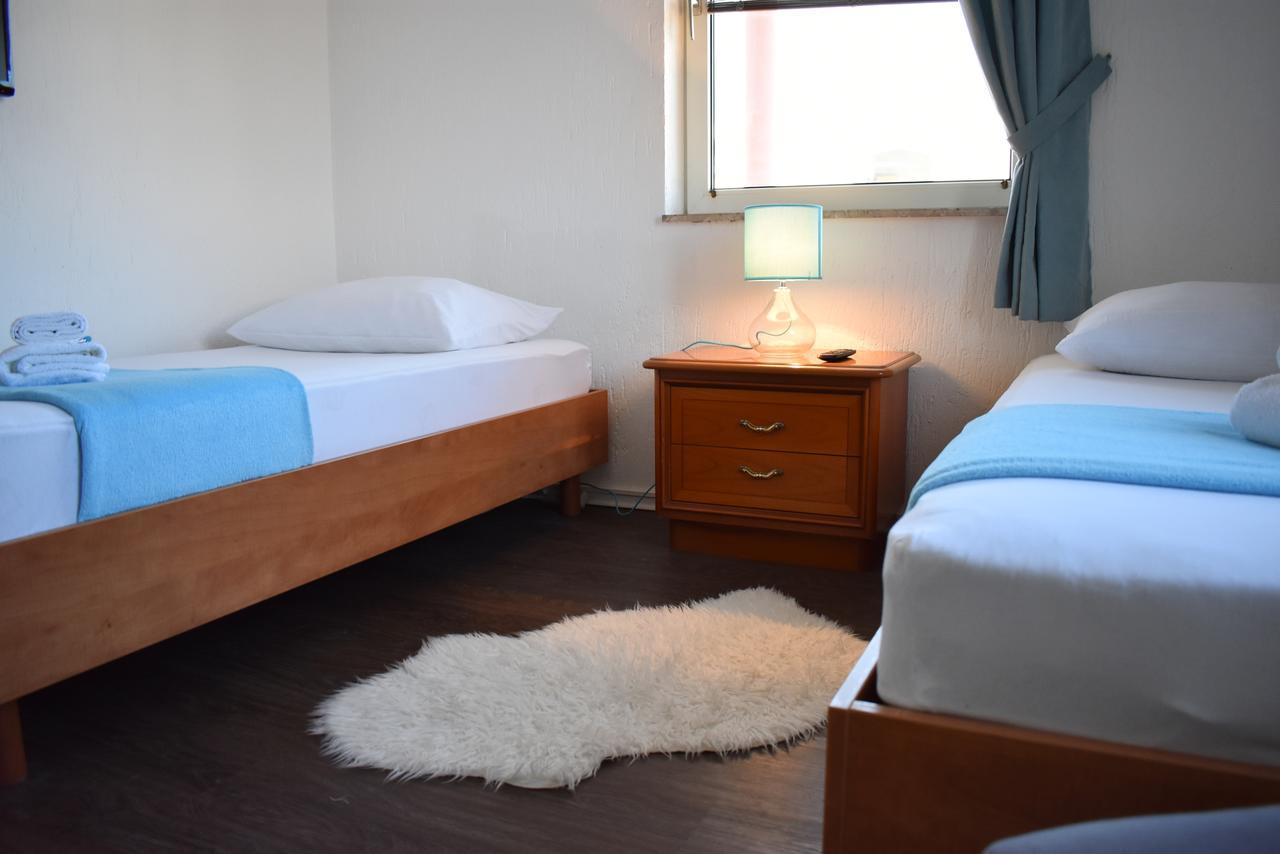 Apartments Zara *